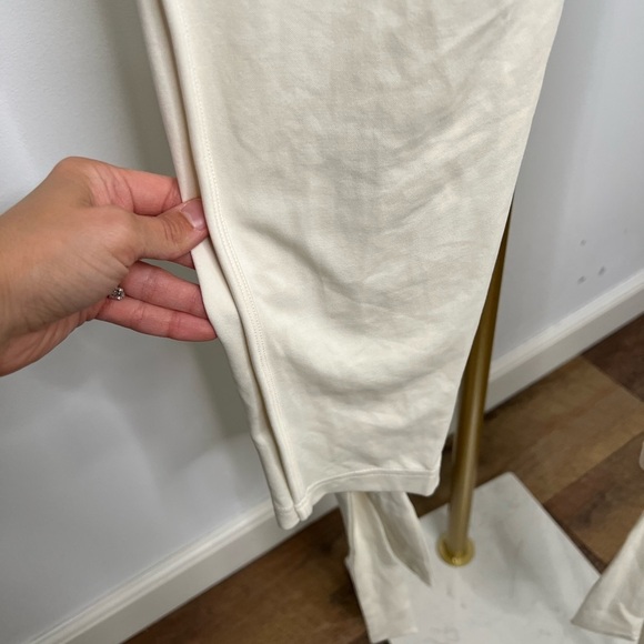 Fabletics Emilia sweatpant tie bottom size XXS in egret cream color - Picture 10 of 14